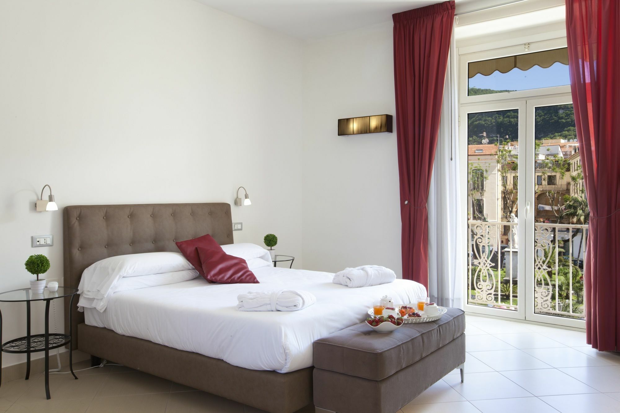 La Piazzetta Sorrent
